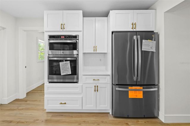 5700 BAYOU GRANDE BOULEVARD NE, St Petersburg, FL 33703