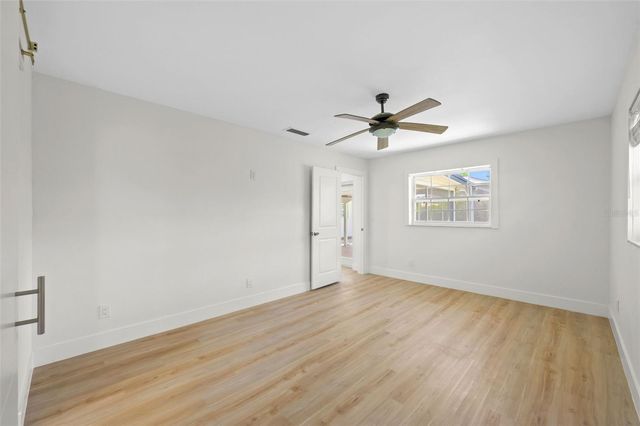 5700 BAYOU GRANDE BOULEVARD NE, St Petersburg, FL 33703