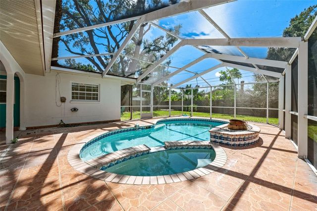 5700 BAYOU GRANDE BOULEVARD NE, St Petersburg, FL 33703