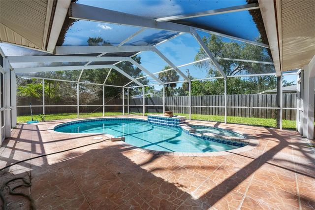 5700 BAYOU GRANDE BOULEVARD NE, St Petersburg, FL 33703