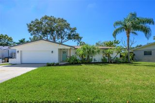 5700 BAYOU GRANDE BOULEVARD NE, St Petersburg, FL 33703