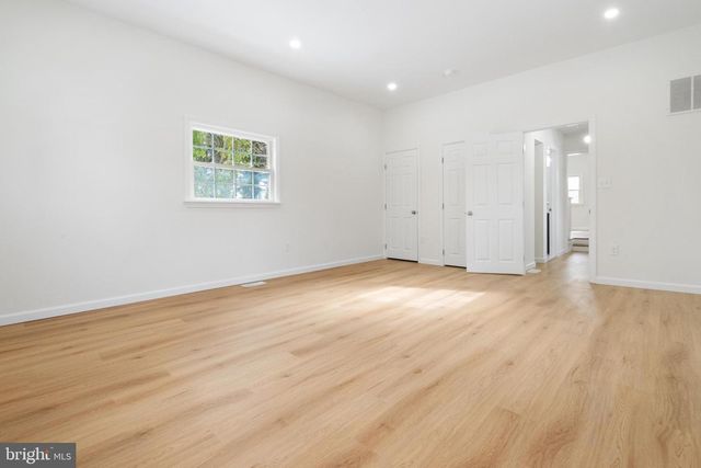 119 HEMLOCK AVE, Laurel Springs, NJ 08021