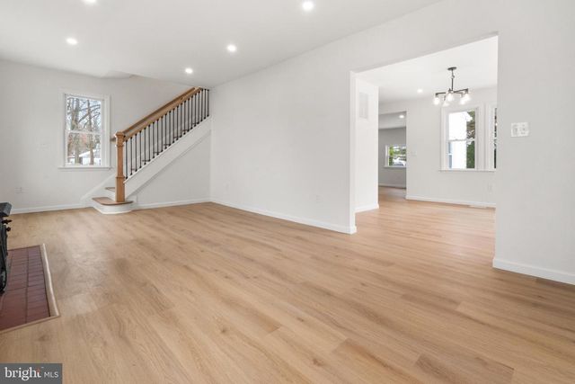 119 HEMLOCK AVE, Laurel Springs, NJ 08021