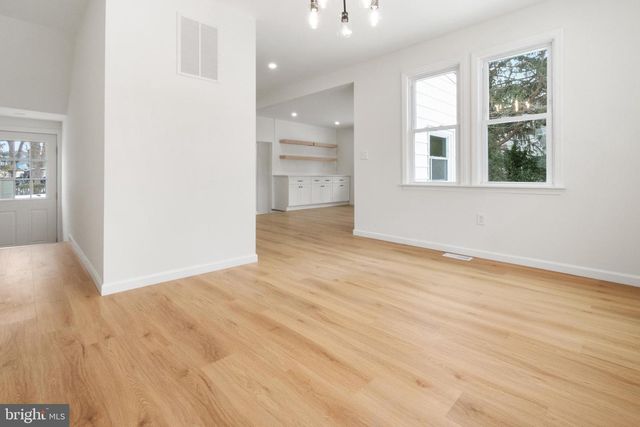 119 HEMLOCK AVE, Laurel Springs, NJ 08021