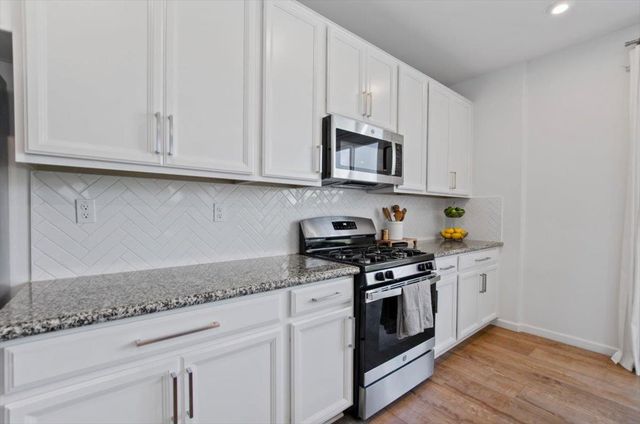 2065 Englebright Way, Plumas Lake, CA 95961
