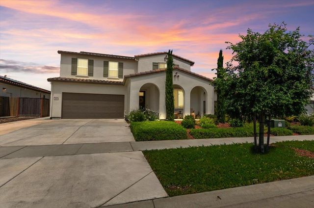 2065 Englebright Way, Plumas Lake, CA 95961