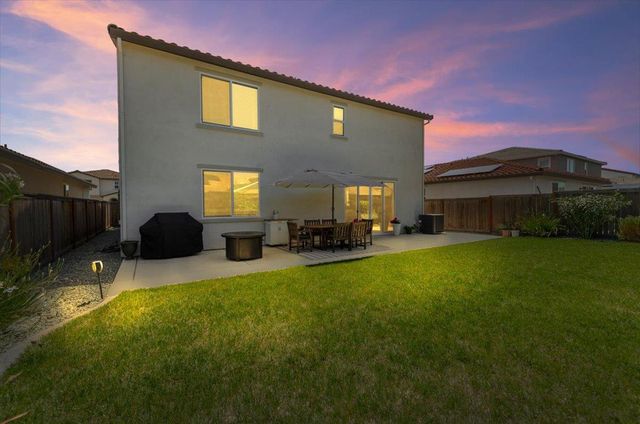 2065 Englebright Way, Plumas Lake, CA 95961
