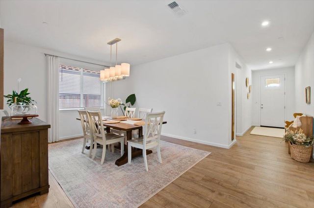 2065 Englebright Way, Plumas Lake, CA 95961