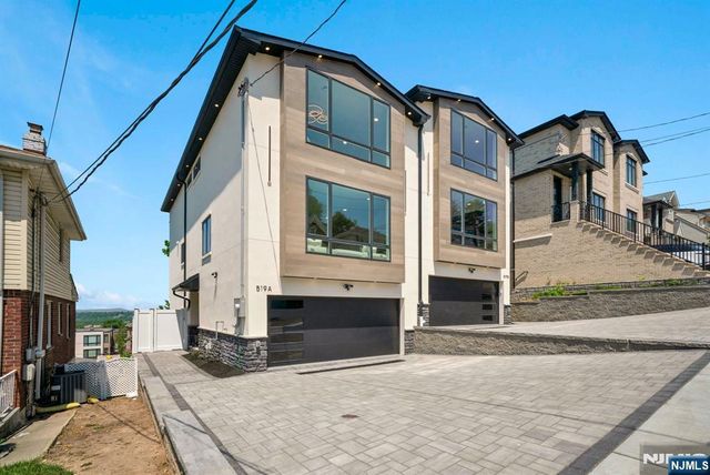 519 E 4th Street B, Palisades Park, NJ 07650
