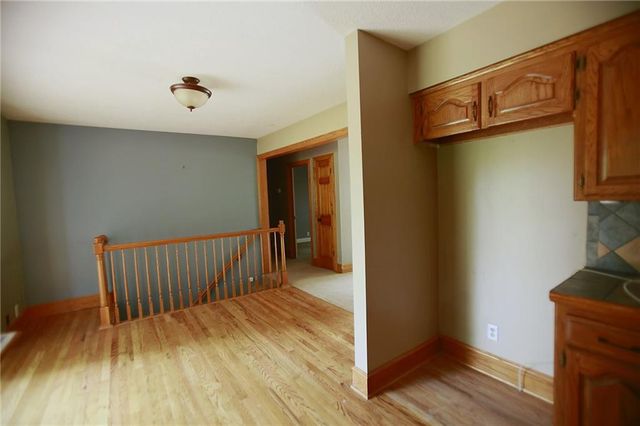 32910 E Oak Hill School Road, Oak Grove, MO 64075