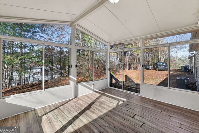 2820 Robinson Wood Drive, Riverdale, GA 30296