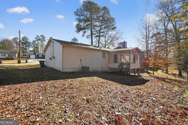 2820 Robinson Wood Drive, Riverdale, GA 30296