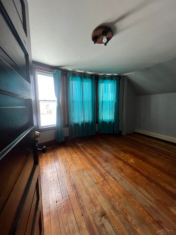 2015 Stark Street, Saginaw, MI 48602