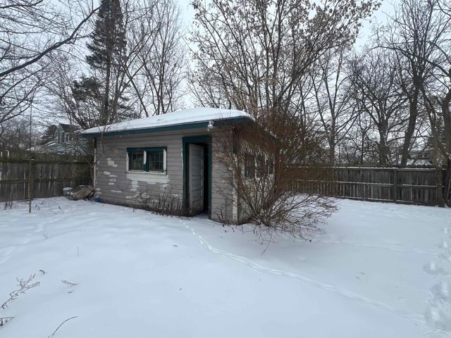 2015 Stark Street, Saginaw, MI 48602