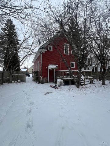 2015 Stark Street, Saginaw, MI 48602