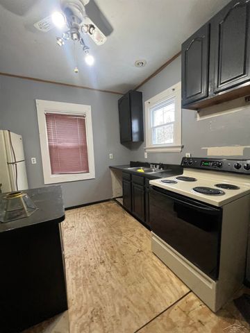 2015 Stark Street, Saginaw, MI 48602