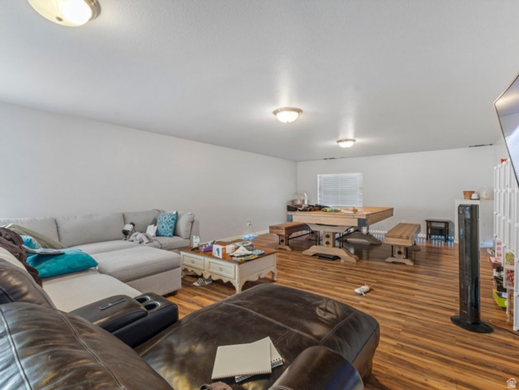 211 W KESTREL DR, Saratoga Springs, UT 84045 — photo 16