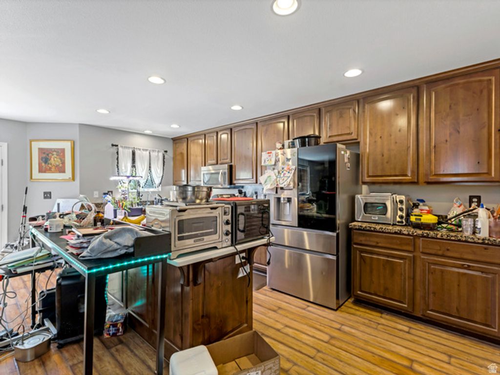 211 W KESTREL DR, Saratoga Springs, UT 84045 — photo 5