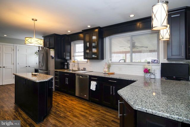 112 KAREN DR, Williamstown, NJ 08094