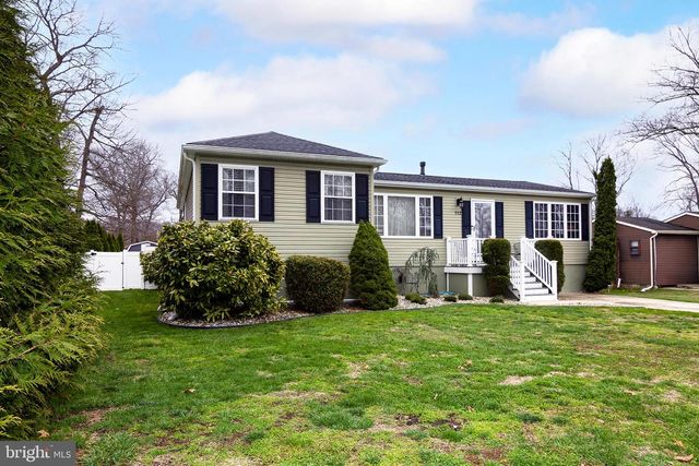 112 KAREN DR, Williamstown, NJ 08094