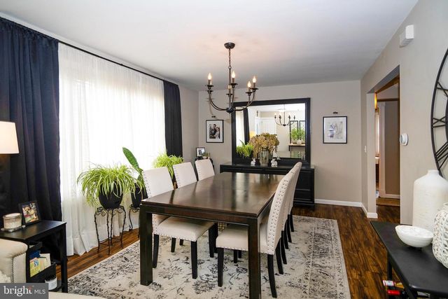 112 KAREN DR, Williamstown, NJ 08094