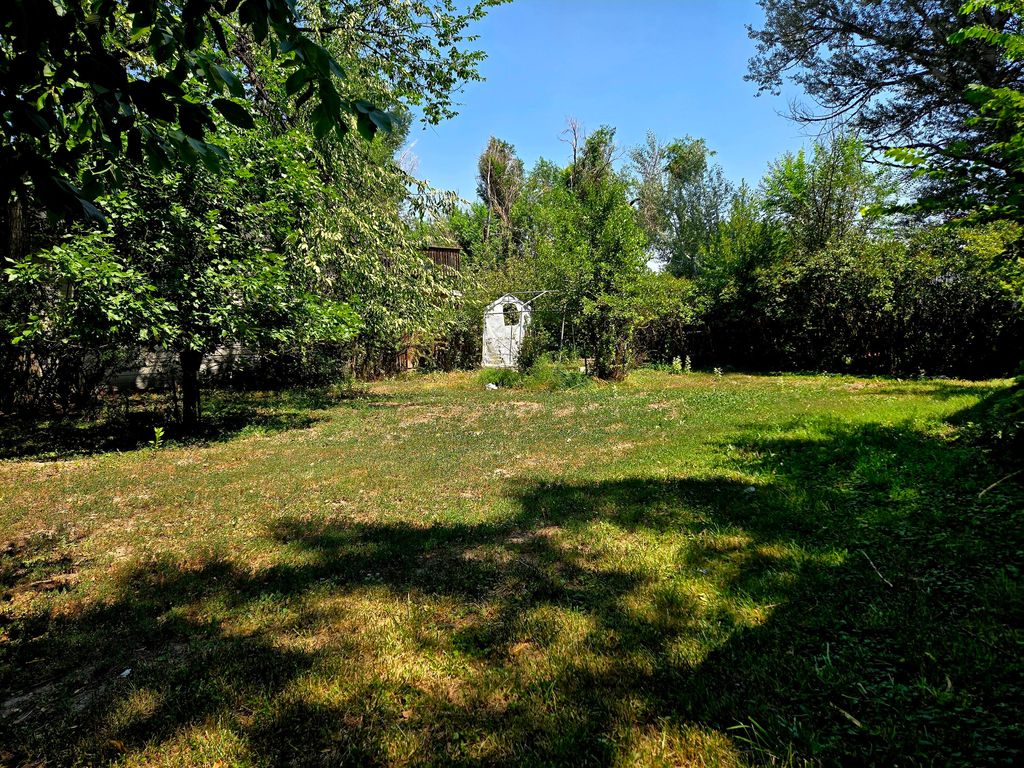817 S Sheridan Avenue, Sheridan, WY 82801 photo 4