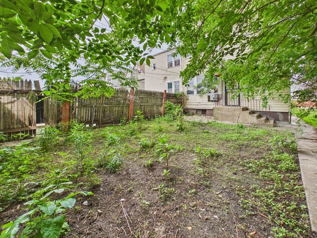 4734 S Racine Avenue, Chicago, IL 60609