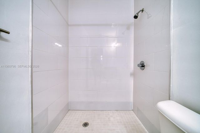 14885 NE 7th Ave 14883, Miami, FL 33161