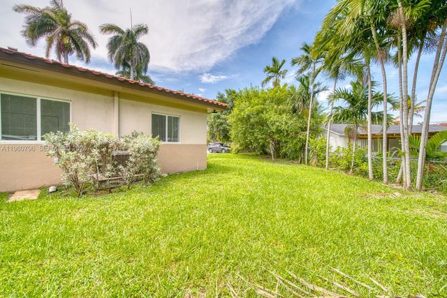 14885 NE 7th Ave 14883, Miami, FL 33161