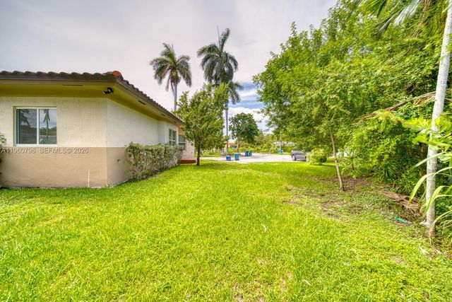 14885 NE 7th Ave 14883, Miami, FL 33161