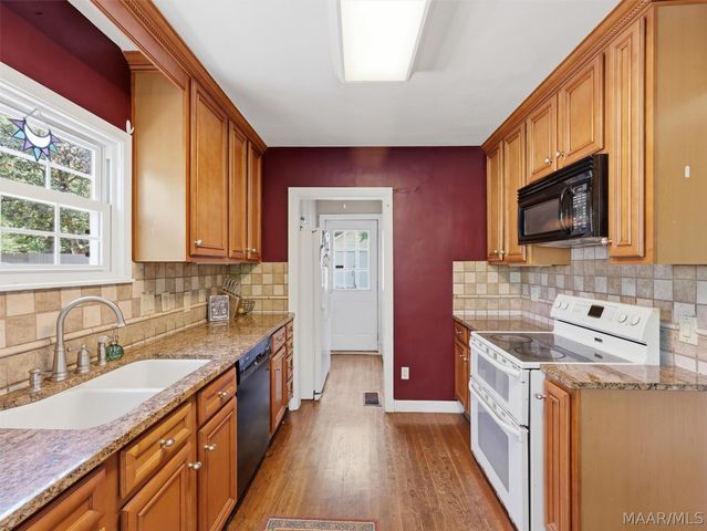 3347 NARROW LANE Road, Montgomery, AL 36111