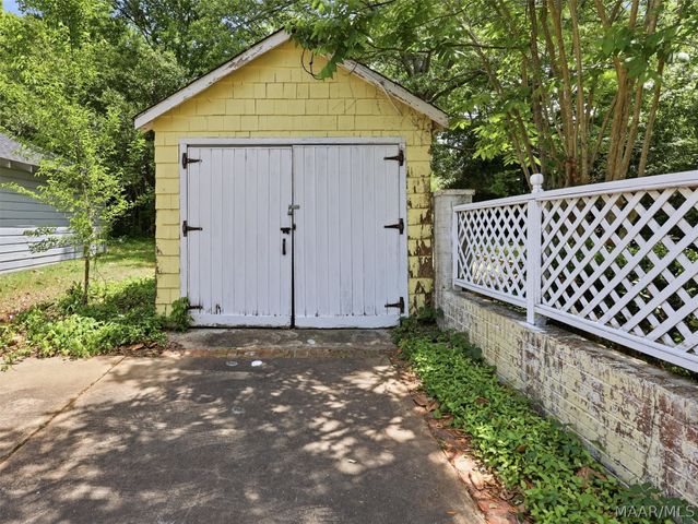 3347 NARROW LANE Road, Montgomery, AL 36111