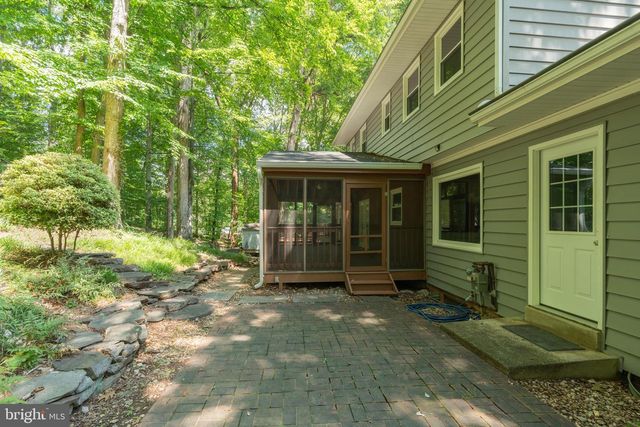 3514 COBB DR, Fairfax, VA 22030