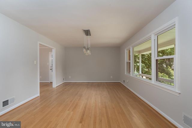 3514 COBB DR, Fairfax, VA 22030