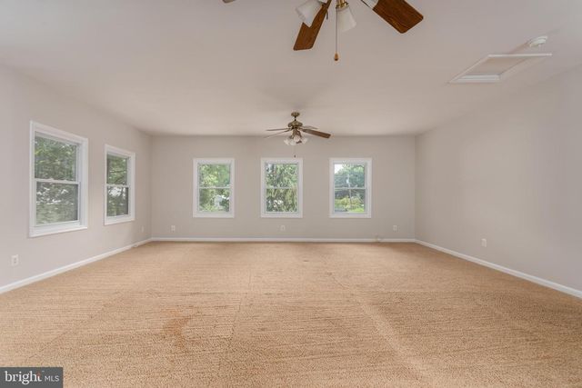 3514 COBB DR, Fairfax, VA 22030
