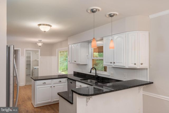 3514 COBB DR, Fairfax, VA 22030