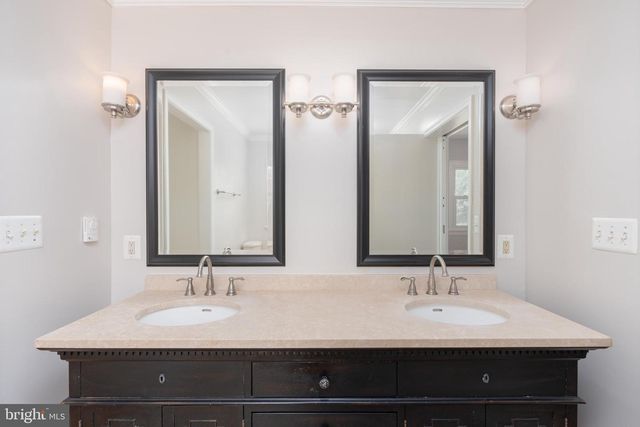 3514 COBB DR, Fairfax, VA 22030