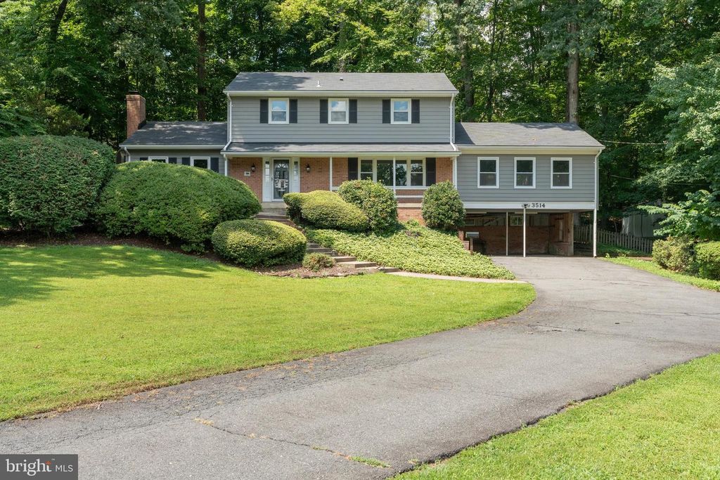 3514 COBB DR, Fairfax, VA 22030