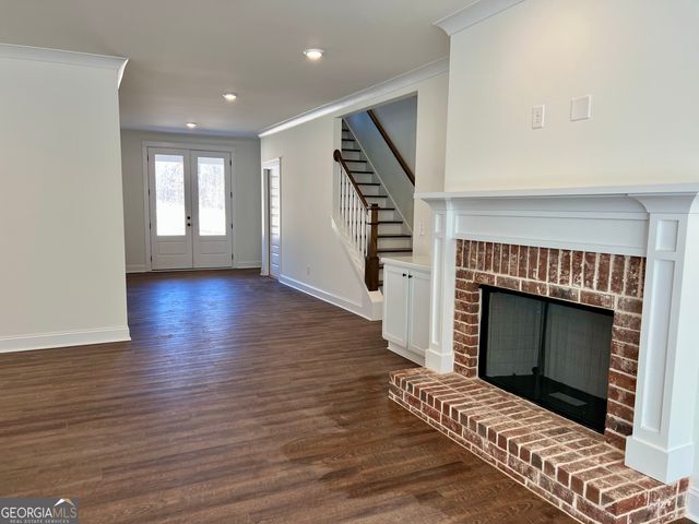 327 Primrose Lane, Pendergrass, GA 30567