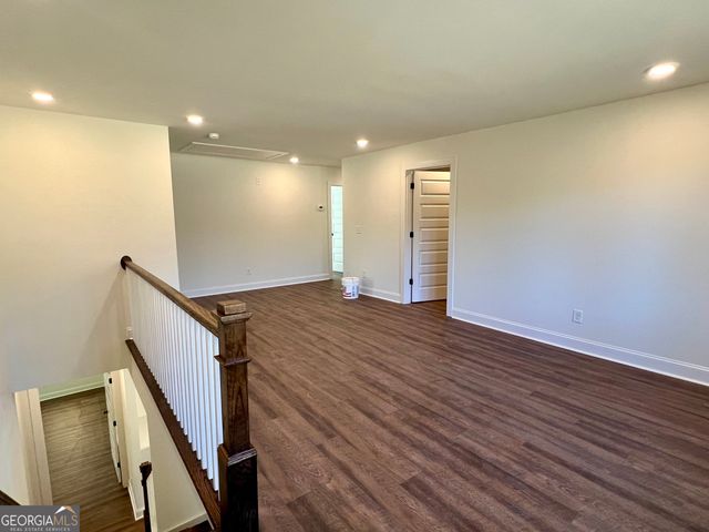 327 Primrose Lane, Pendergrass, GA 30567