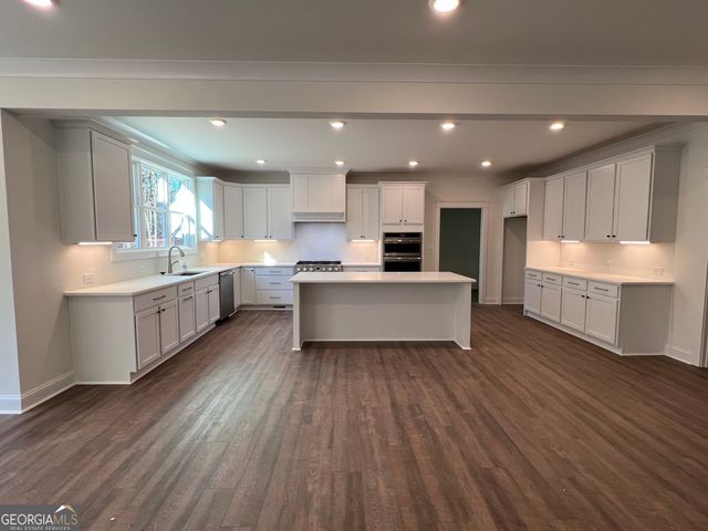 327 Primrose Lane, Pendergrass, GA 30567