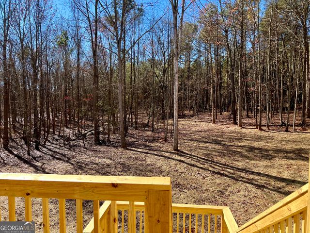 327 Primrose Lane, Pendergrass, GA 30567