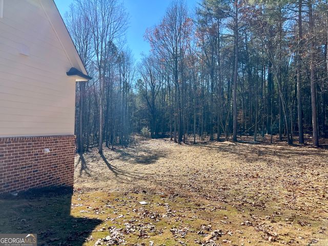 327 Primrose Lane, Pendergrass, GA 30567