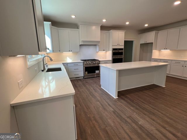 327 Primrose Lane, Pendergrass, GA 30567