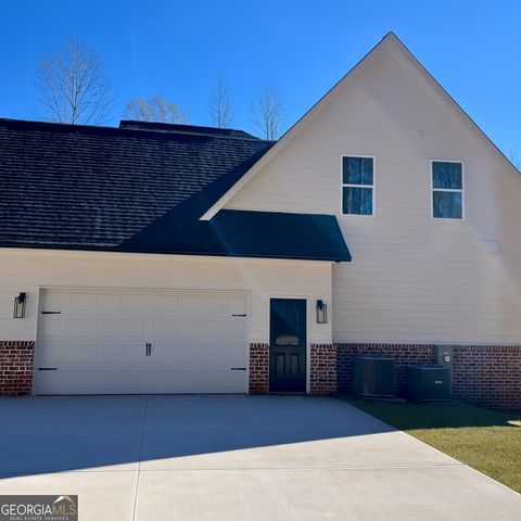 327 Primrose Lane, Pendergrass, GA 30567