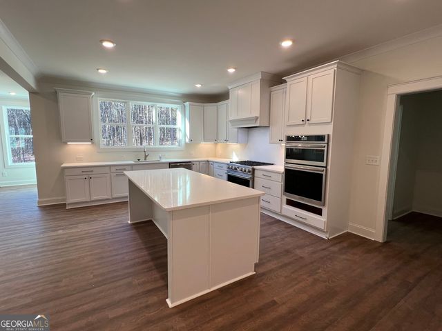 327 Primrose Lane, Pendergrass, GA 30567