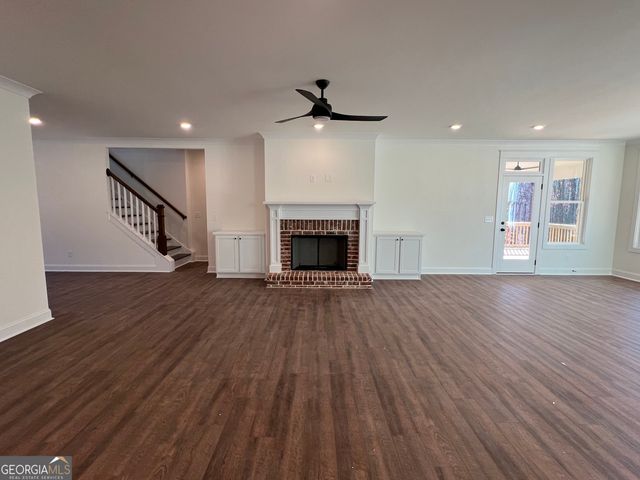 327 Primrose Lane, Pendergrass, GA 30567