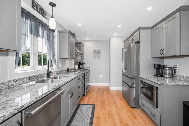 289B Webster Street, Hudson, NH 03051