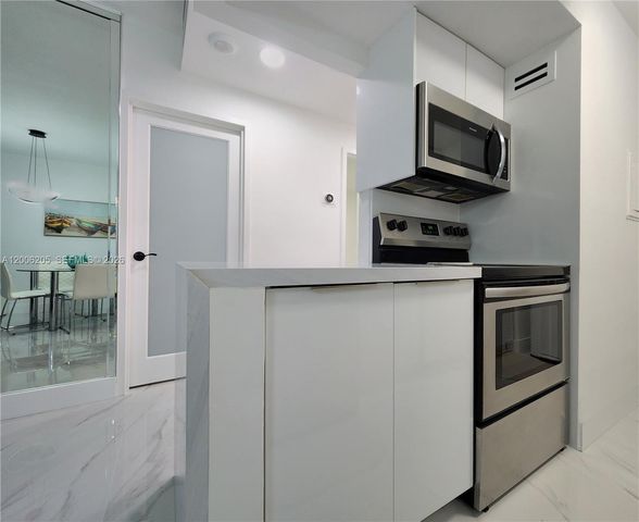 3505 S Ocean Dr 719, Hollywood, FL 33019