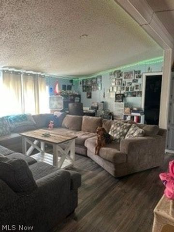 6390 Linda Lane, Ravenna, OH 44266